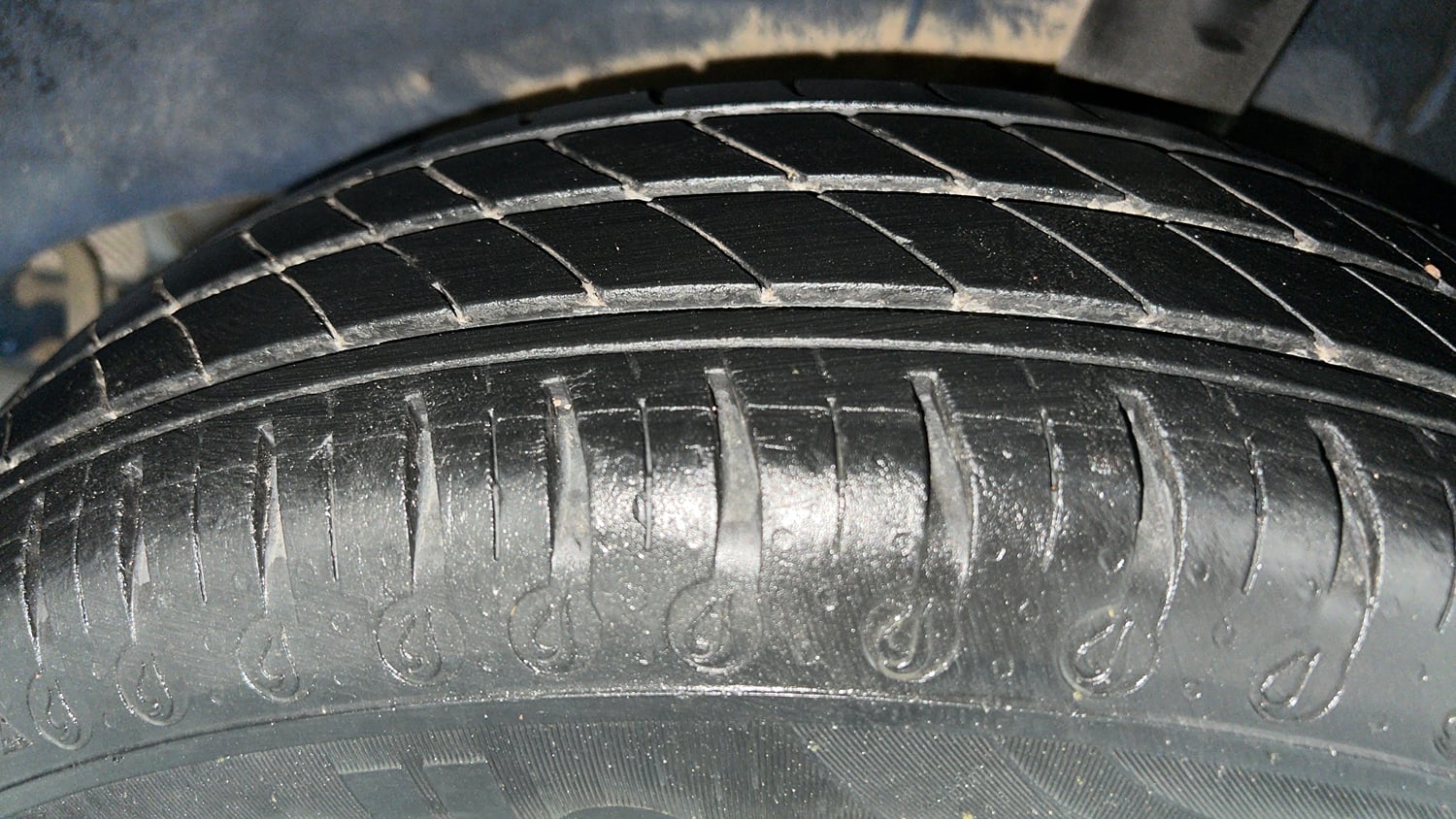 Used 2022 Renault Kwid CLIMBER 1.0 (O) Petrol Manual tyres LEFT REAR TYRE TREAD VIEW