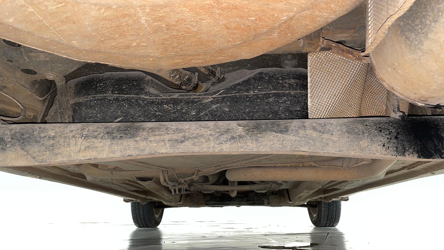 Used 2015 Ford Figo Titanium1.5 TDCi Diesel Manual extra REAR UNDERBODY VIEW (TAKEN FROM REAR)