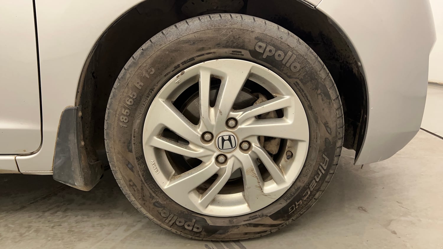 Used 2017 Honda Jazz V Petrol Petrol Manual tyres RIGHT FRONT TYRE RIM VIEW