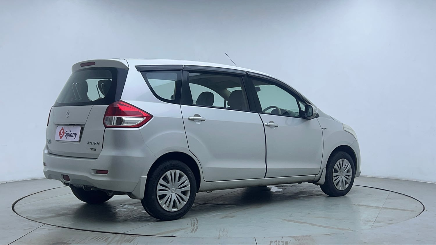 Used 2013 Maruti Suzuki Ertiga Vxi Petrol Manual exterior RIGHT REAR CORNER VIEW