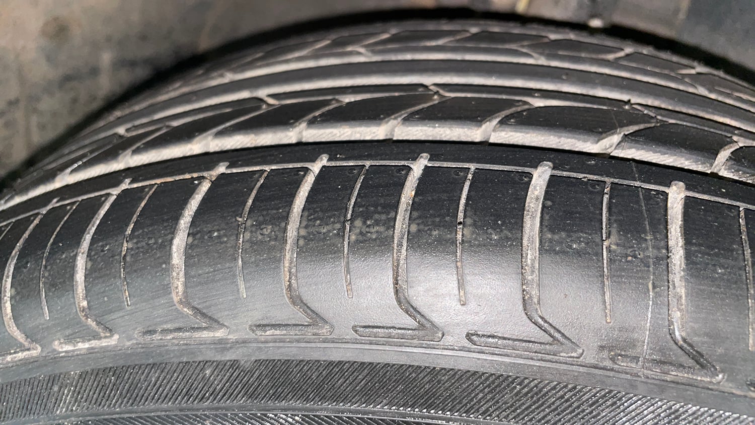 Used 2021 Ford Freestyle Titanium 1.2 Ti-VCT Petrol Manual tyres RIGHT FRONT TYRE TREAD VIEW