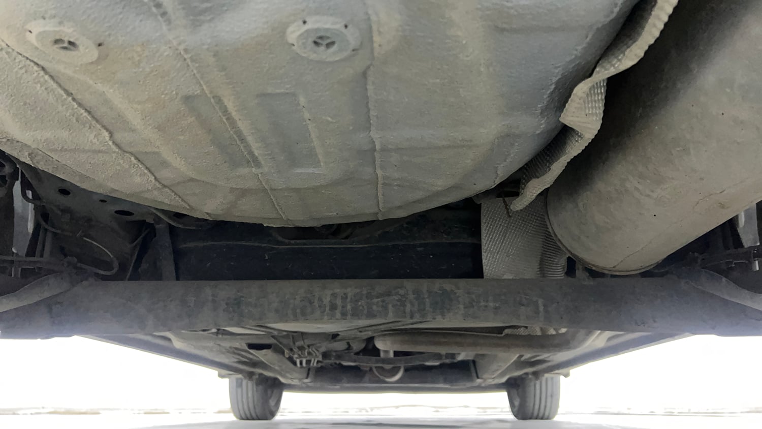 Used 2017 Ford Figo Titanium 1.2 Ti-VCT Petrol Manual extra REAR UNDERBODY VIEW (TAKEN FROM REAR)