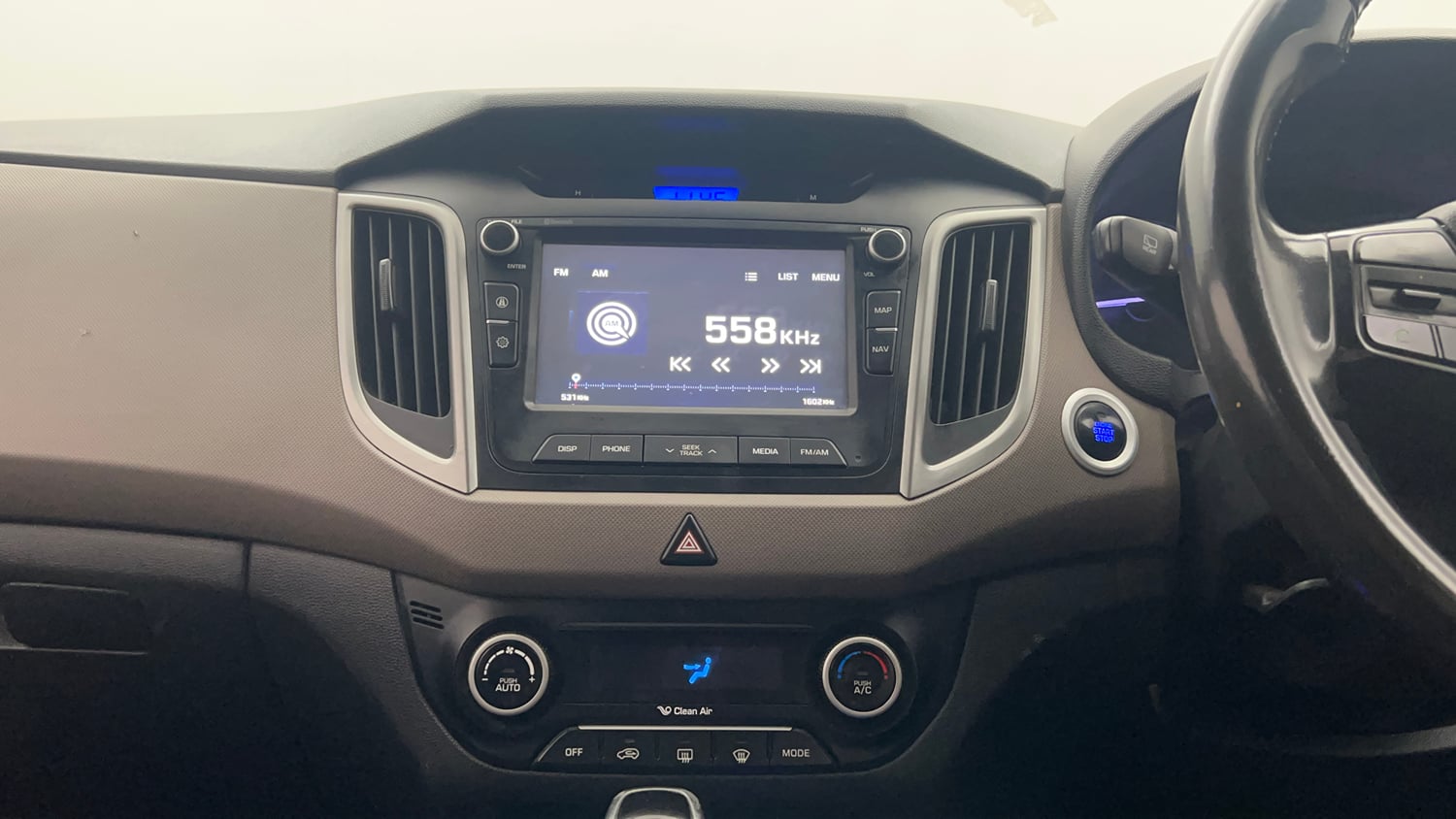 Used 2017 Hyundai Creta SX Plus 1.6 AT Petrol Petrol Automatic interior MUSIC SYSTEM & AC CONTROL VIEW