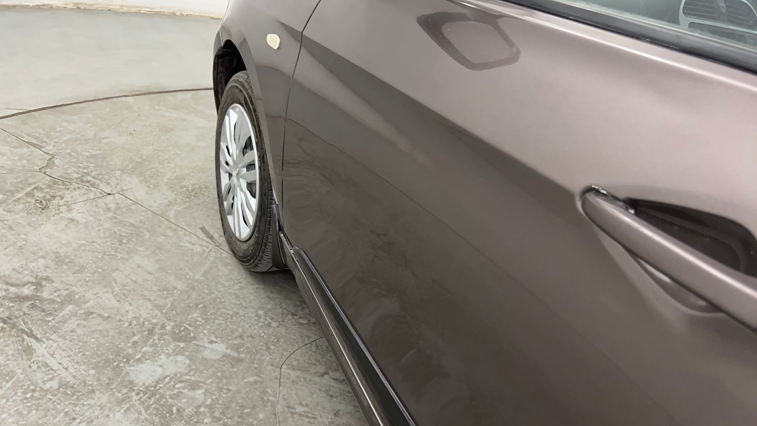 Used 2017 Tata Tiago Revotron XT Petrol Manual dents MINOR DENT