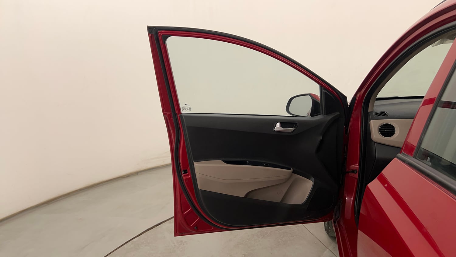Used 2018 Hyundai Grand i10 Asta 1.2 Kappa VTVT Petrol Manual interior LEFT FRONT DOOR OPEN VIEW