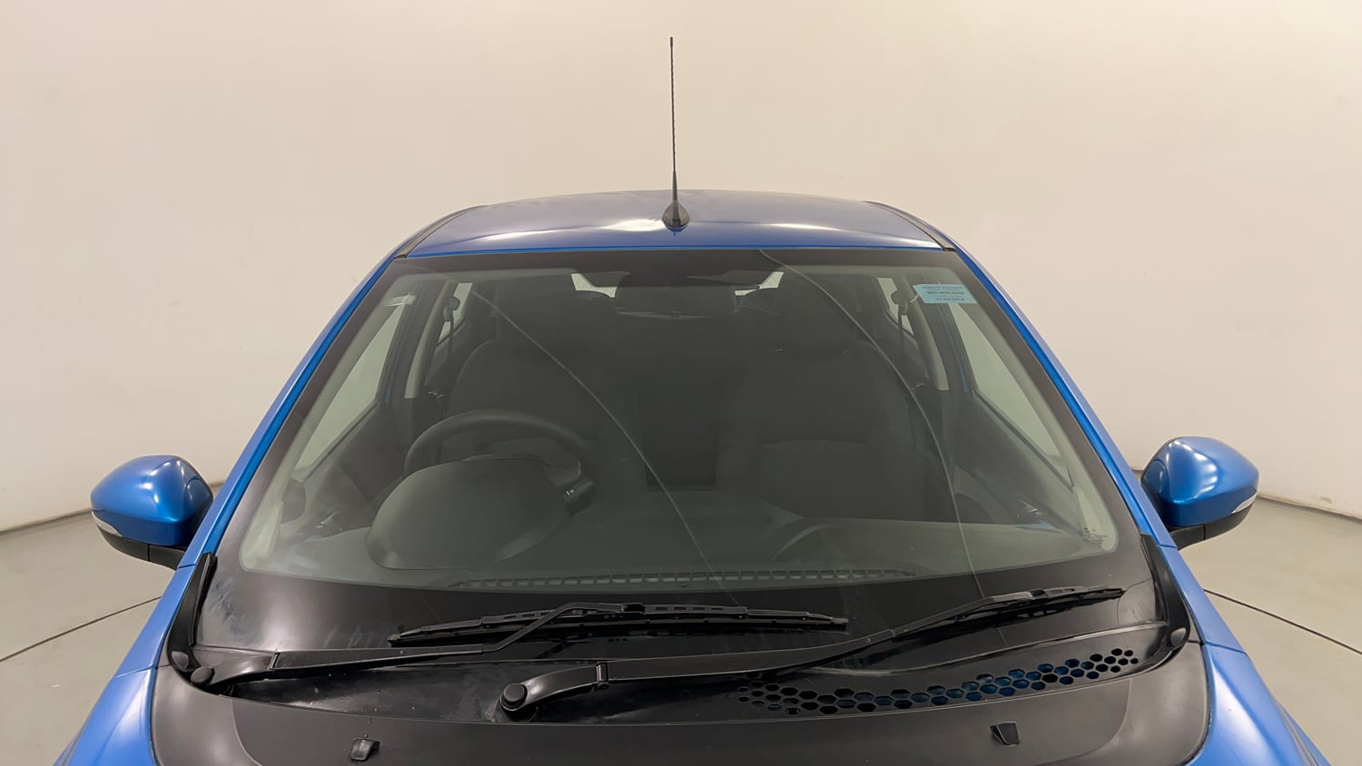 Used 2019 Tata Tiago Revotron XZ Plus Petrol Manual exterior FRONT WINDSHIELD VIEW