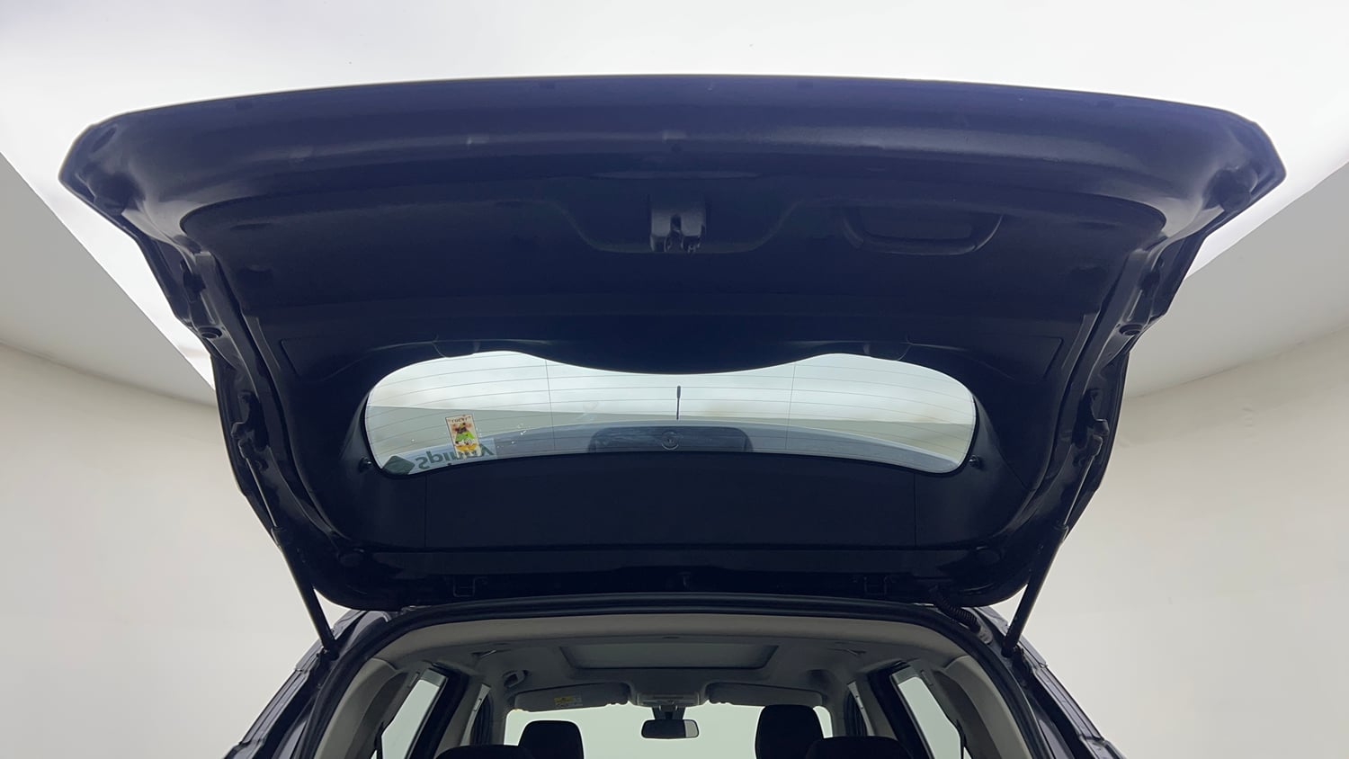 Used 2021 Tata Harrier XT Plus Dark Edition Diesel Manual interior DICKY DOOR OPEN VIEW