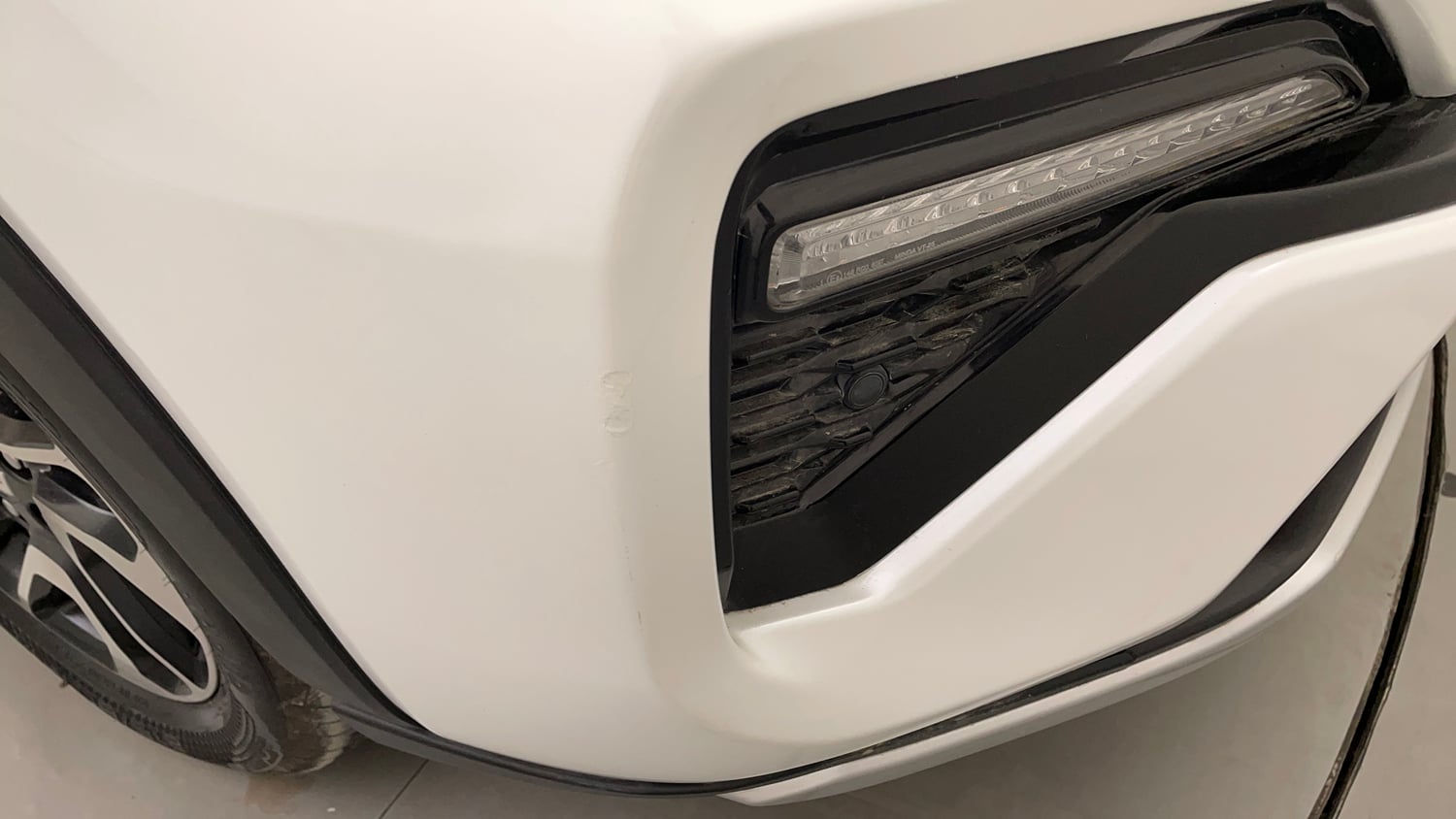 Used 2024 Maruti Suzuki Invicto Alpha Plus 7 STR Hybrid Automatic dents MINOR SCRATCH