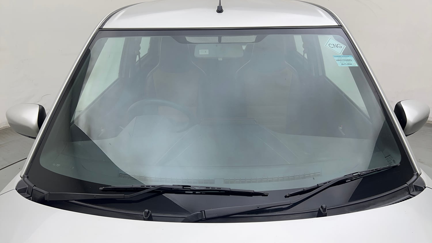 Used 2024 Maruti Suzuki Wagon R VXI 1.0 CNG Cng Manual exterior FRONT WINDSHIELD VIEW