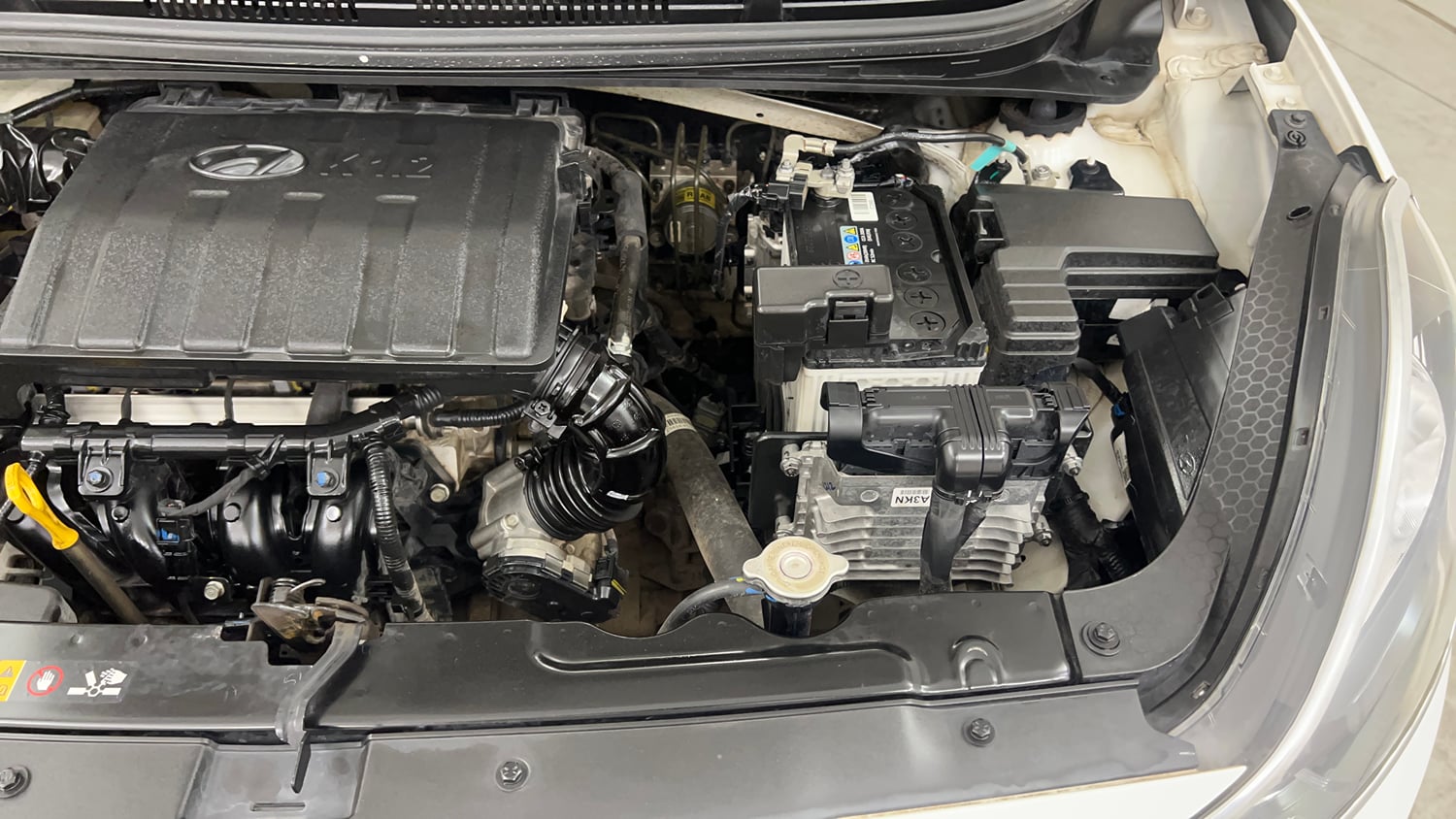 Used 2022 Hyundai Aura S 1.2 AMT Petrol Petrol Automatic engine ENGINE LEFT SIDE VIEW