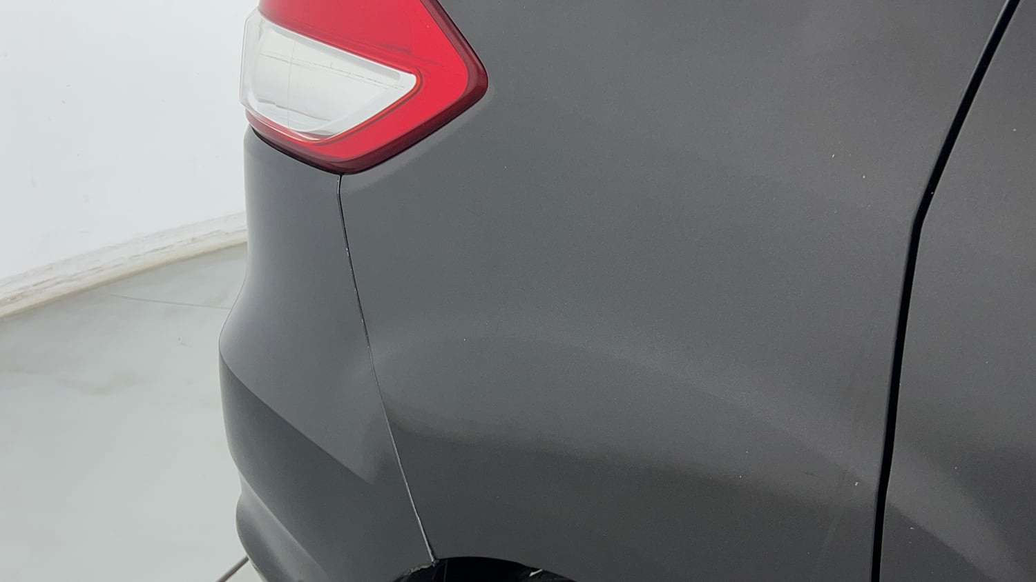 Used 2018 Maruti Suzuki Ertiga VXI Petrol Manual dents MINOR SCRATCH