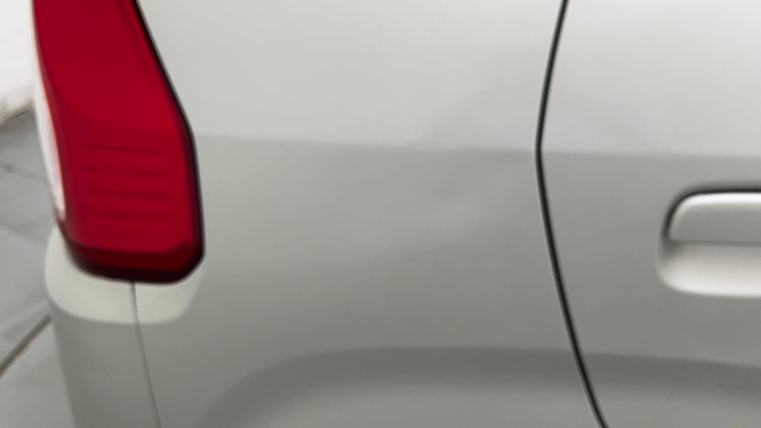 Used 2024 Maruti Suzuki Wagon R VXI 1.0 CNG Cng Manual dents MINOR DENT