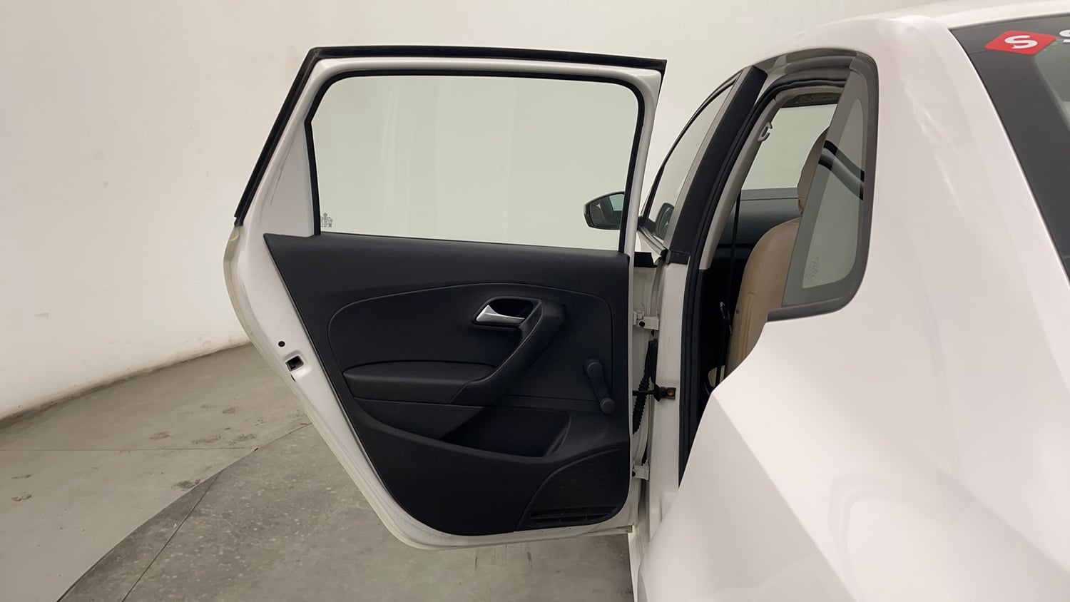Used 2019 Volkswagen Ameo Trendline 1.0L (P) Petrol Manual interior LEFT REAR DOOR OPEN VIEW