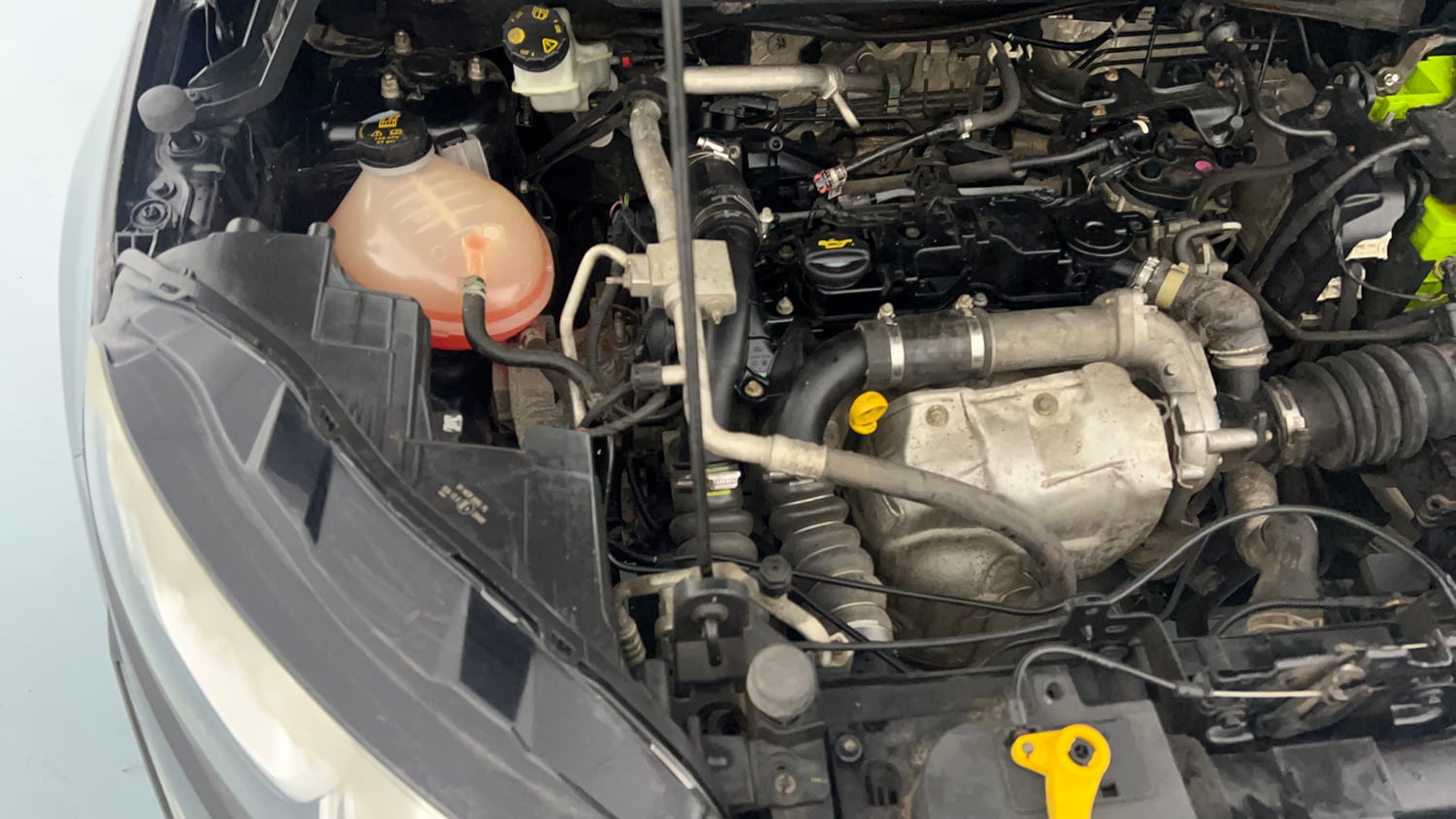 Used 2018 Ford EcoSport Titanium 1.5L TDCi Diesel Manual engine ENGINE RIGHT SIDE VIEW
