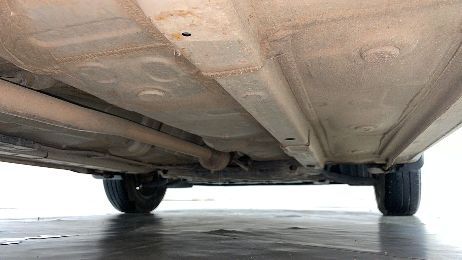 Used 2023 Hyundai Grand i10 Nios Magna 1.2 Kappa VTVT Petrol Manual extra REAR RIGHT UNDERBODY VIEW