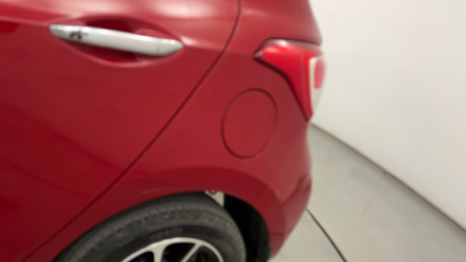 Used 2018 Hyundai Grand i10 Asta 1.2 Kappa VTVT Petrol Manual dents MINOR DENT