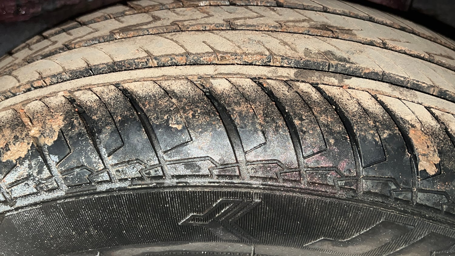 Used 2015 Honda City V Petrol Manual tyres LEFT REAR TYRE TREAD VIEW