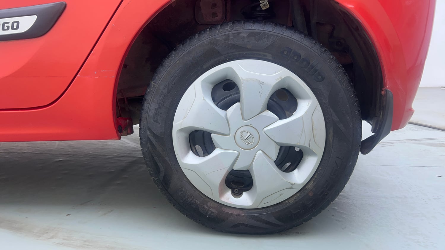 Used 2021 Tata Tiago XT Petrol Manual tyres LEFT REAR TYRE RIM VIEW