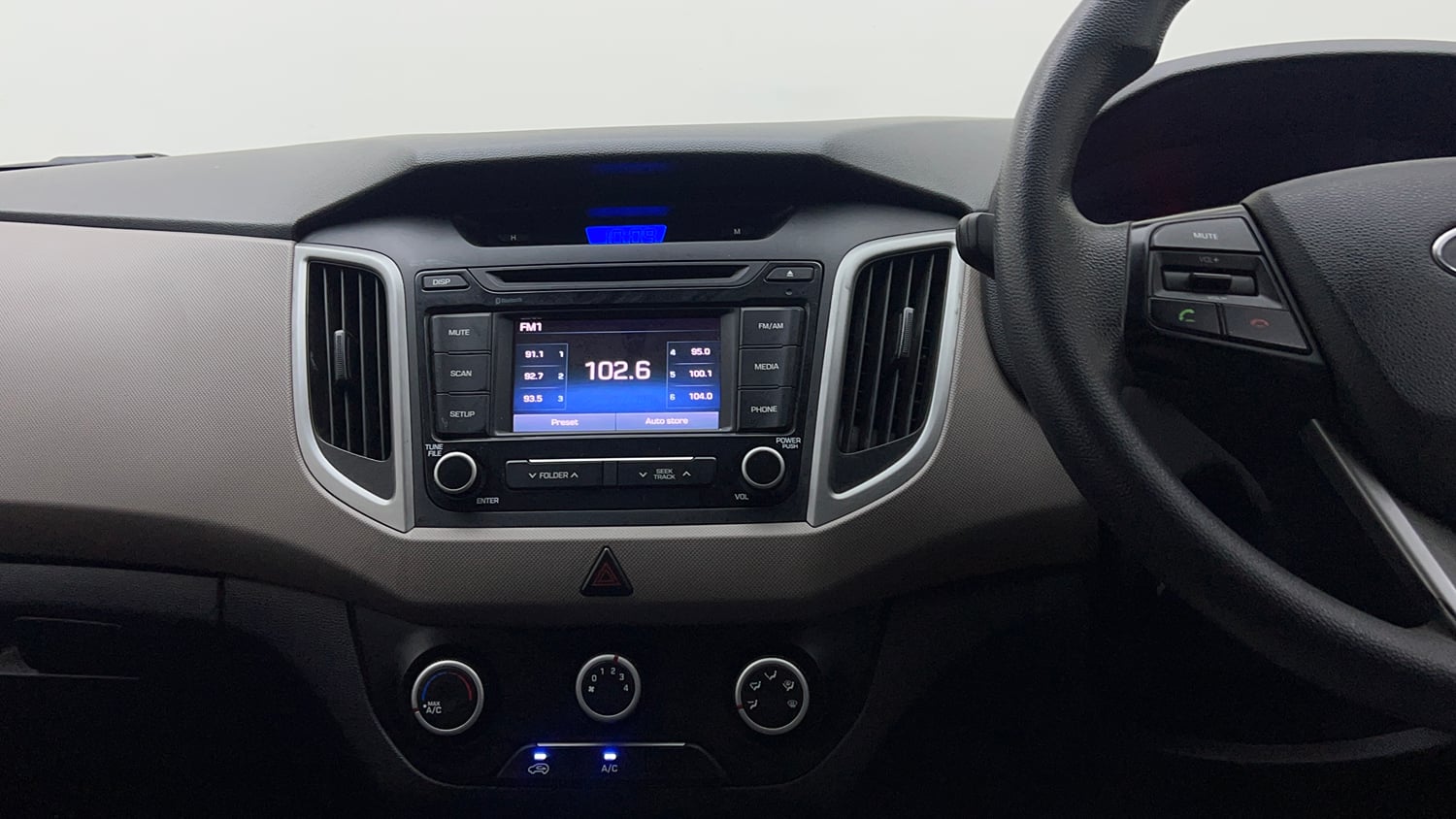 Used 2018 Hyundai Creta E Plus 1.6 Petrol Petrol Manual interior MUSIC SYSTEM & AC CONTROL VIEW