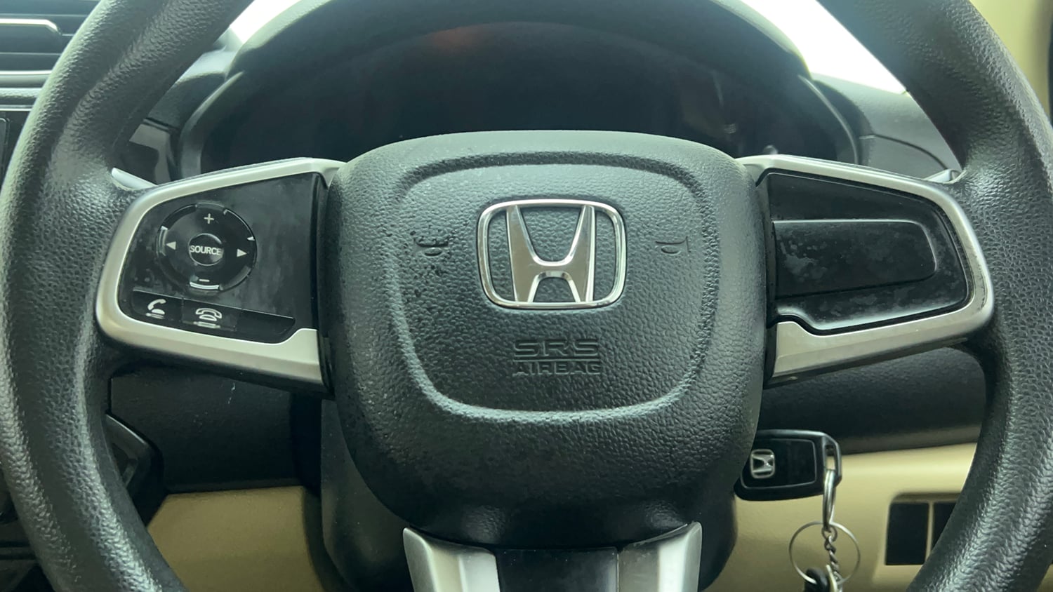 Used 2022 Honda Amaze S MT 1.2 Petrol Petrol Manual top_features Steering mounted controls