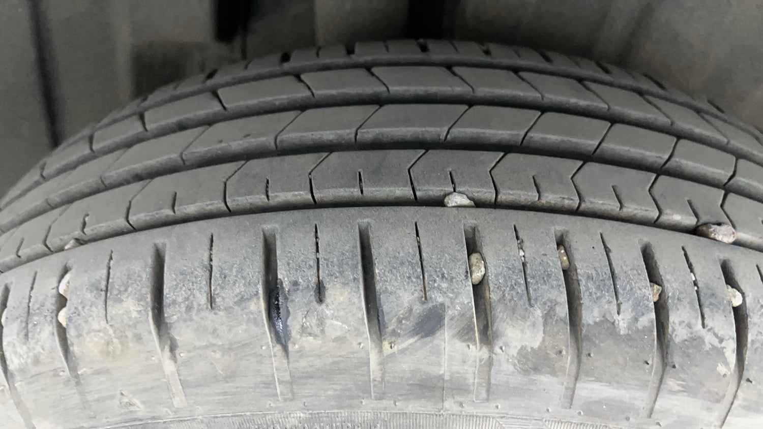 Used 2024 Maruti Suzuki Baleno Delta MT Petrol Manual tyres RIGHT REAR TYRE TREAD VIEW
