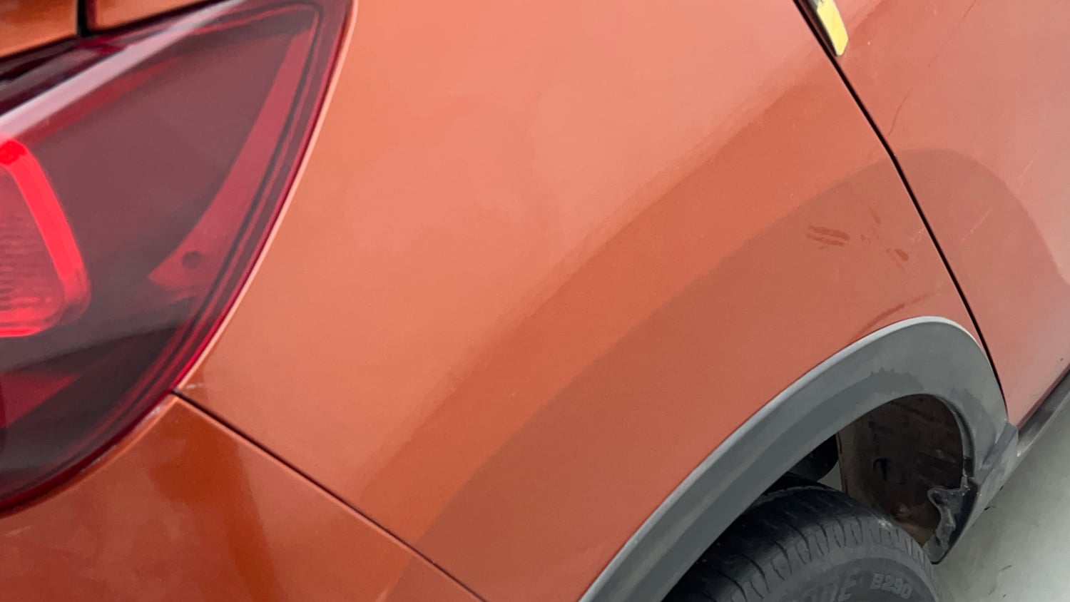 Used 2017 Mahindra KUV100 K4 6 STR Petrol Manual dents MINOR DENT