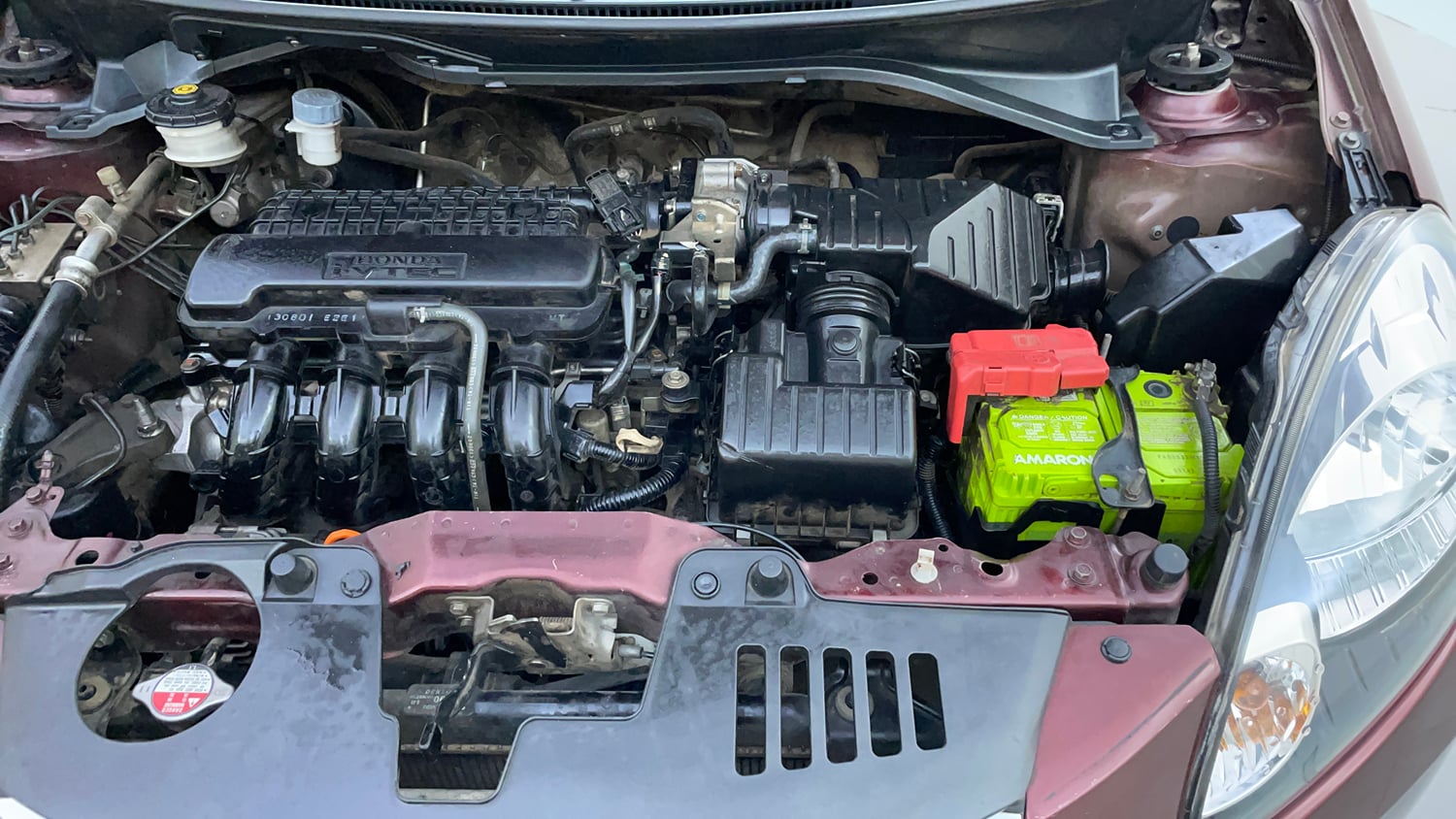 Used 2013 Honda Amaze 1.2 VX i-VTEC Petrol Manual engine ENGINE LEFT SIDE VIEW