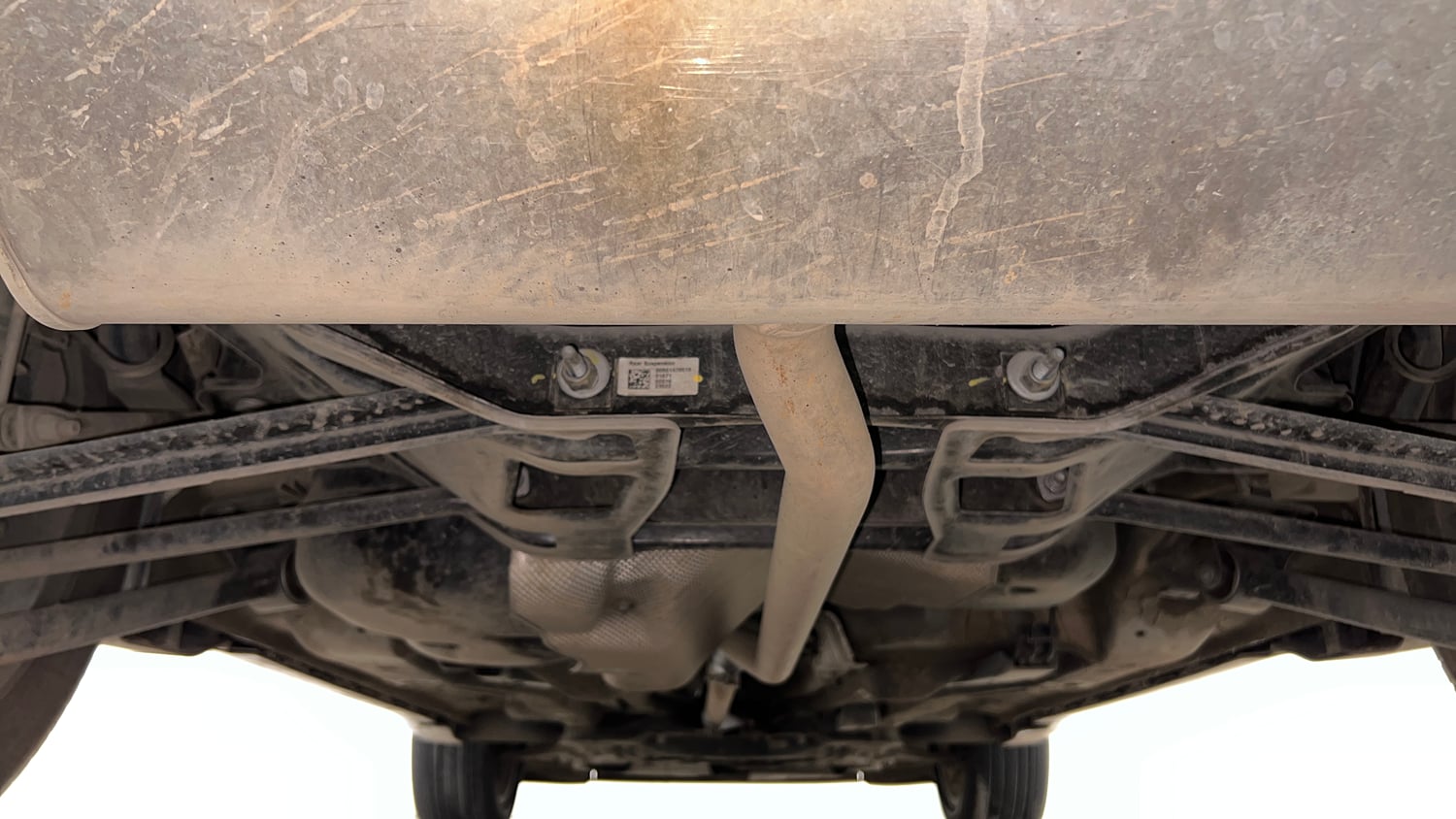 Used 2022 Jeep Compass 5th Anniversary Edition 1.4 Petrol DCT Petrol Automatic extra REAR UNDERBODY VIEW (TAKEN FROM REAR)