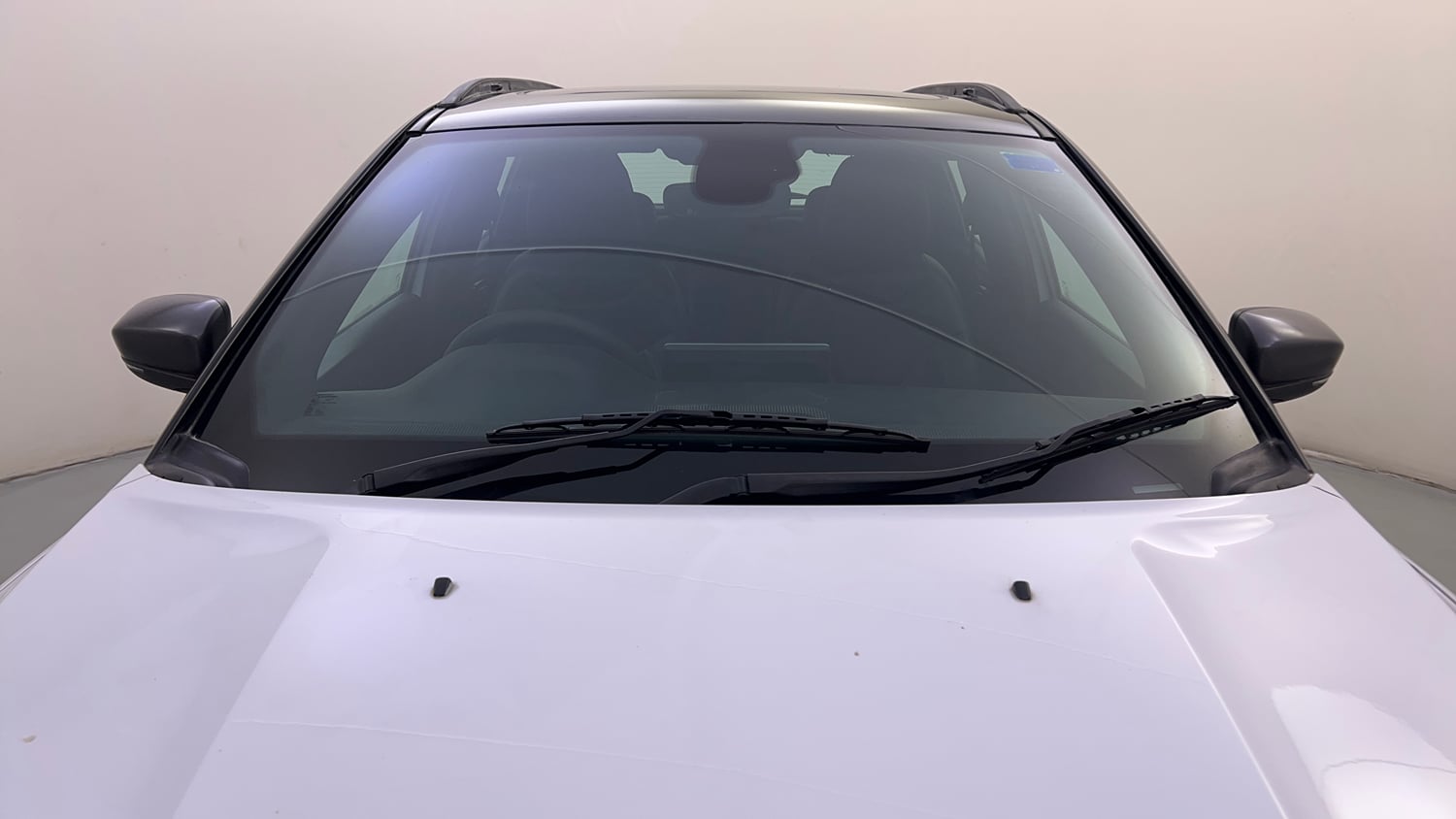 Used 2022 Jeep Compass 5th Anniversary Edition 1.4 Petrol DCT Petrol Automatic exterior FRONT WINDSHIELD VIEW