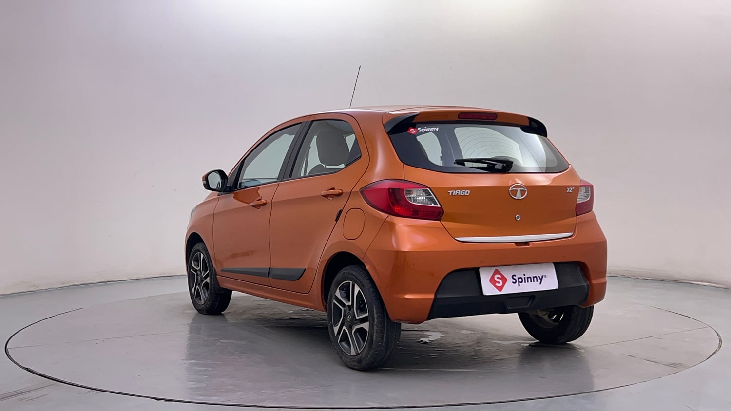 Used 2019 Tata Tiago Revotron XZ Plus Petrol Manual exterior LEFT REAR CORNER VIEW