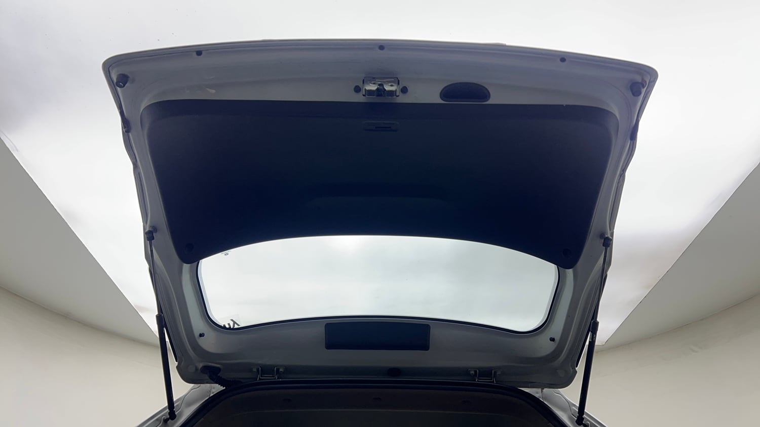 Used 2018 Hyundai Creta E Plus 1.6 Petrol Petrol Manual interior DICKY DOOR OPEN VIEW