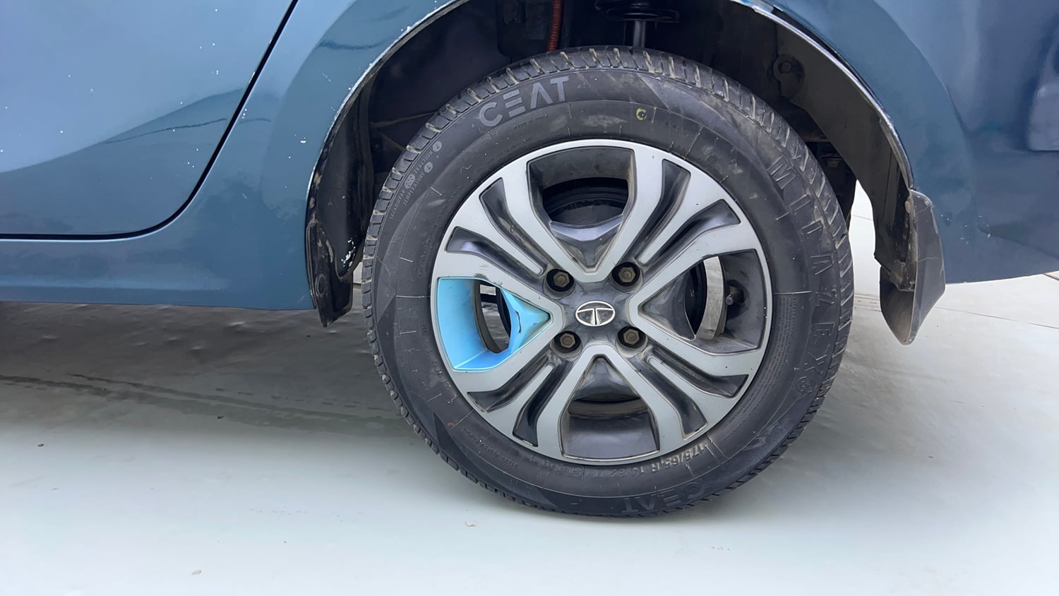 Used 2022 Tata Tigor EV XZ Plus Electric Automatic tyres LEFT REAR TYRE RIM VIEW