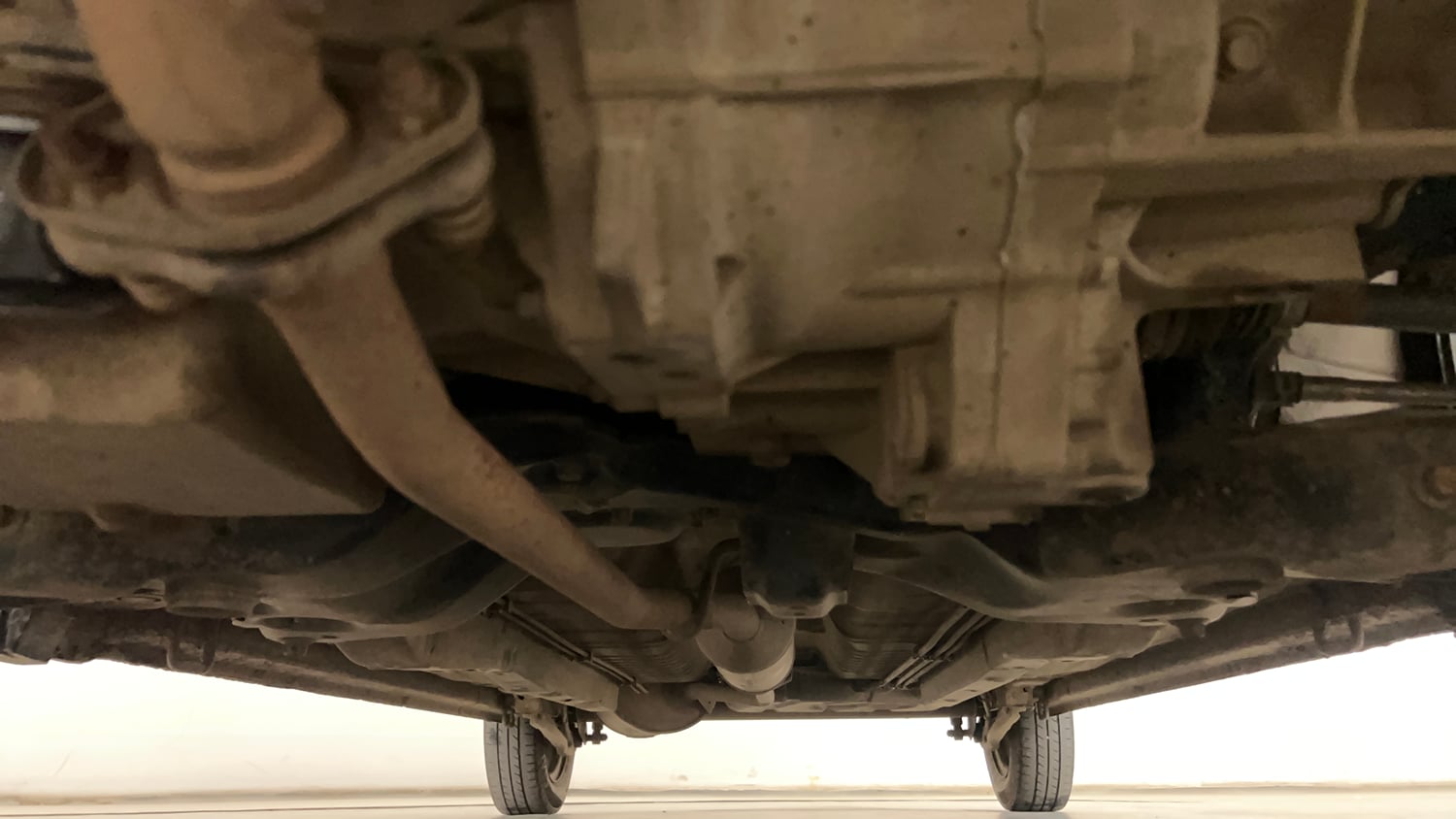 Used 2013 Maruti Suzuki Wagon R LXI CNG Cng Manual extra FRONT LEFT UNDERBODY VIEW