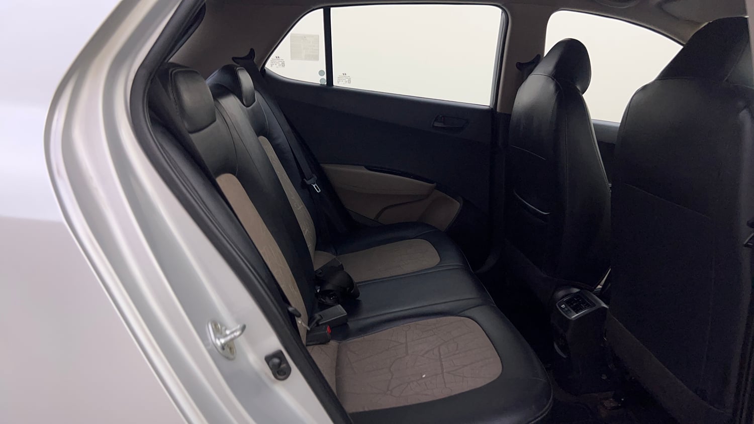 Used 2018 Hyundai Grand i10 Magna 1.2 Kappa VTVT Petrol Manual interior RIGHT SIDE REAR DOOR CABIN VIEW