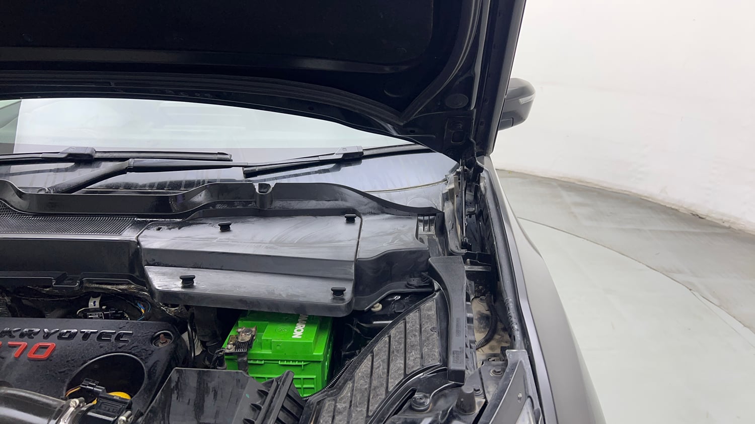 Used 2021 Tata Harrier XT Plus Dark Edition Diesel Manual engine ENGINE LEFT SIDE HINGE & APRON VIEW