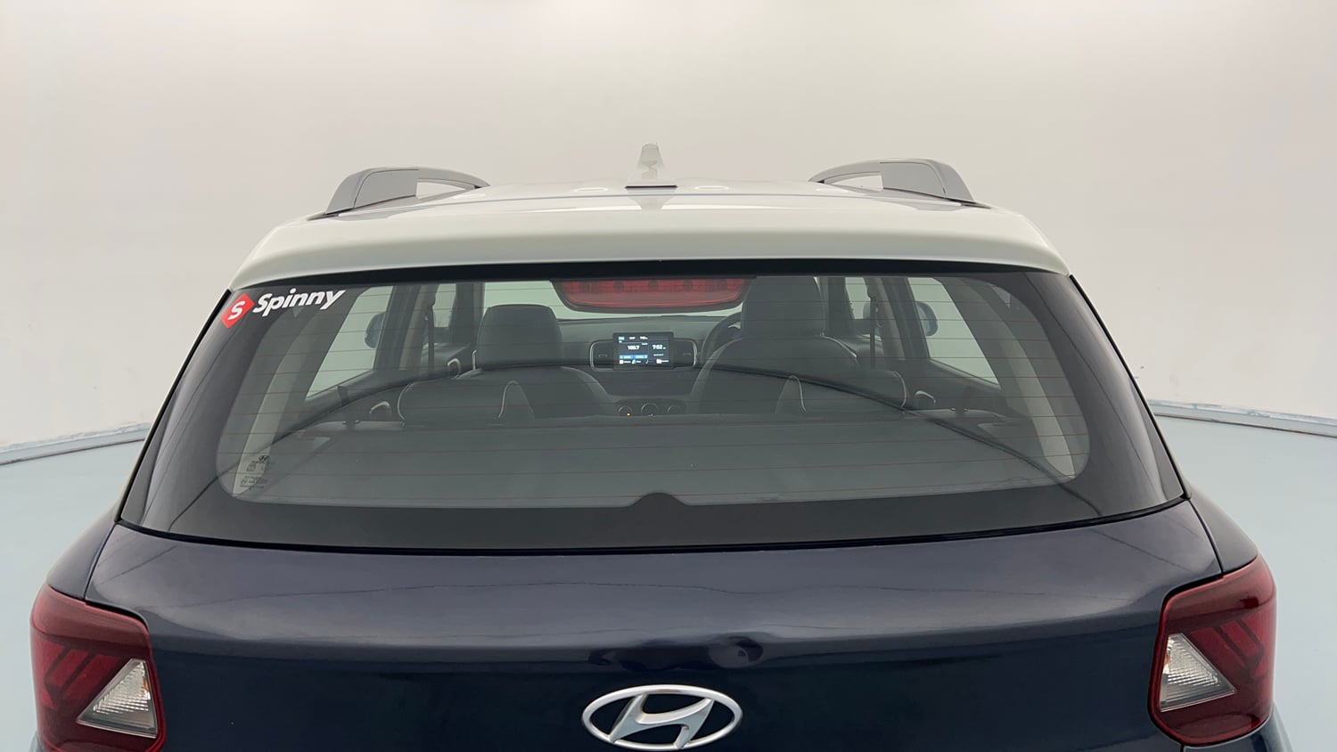 Used 2020 Hyundai Venue SX 1.4 CRDi Dual Tone Diesel Manual exterior BACK WINDSHIELD VIEW