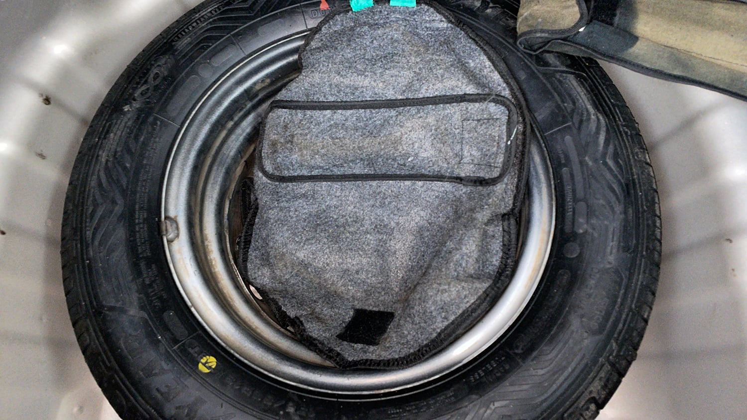 Used 2019 Hyundai Santro Era Executive Petrol Manual tyres SPARE TYRE VIEW