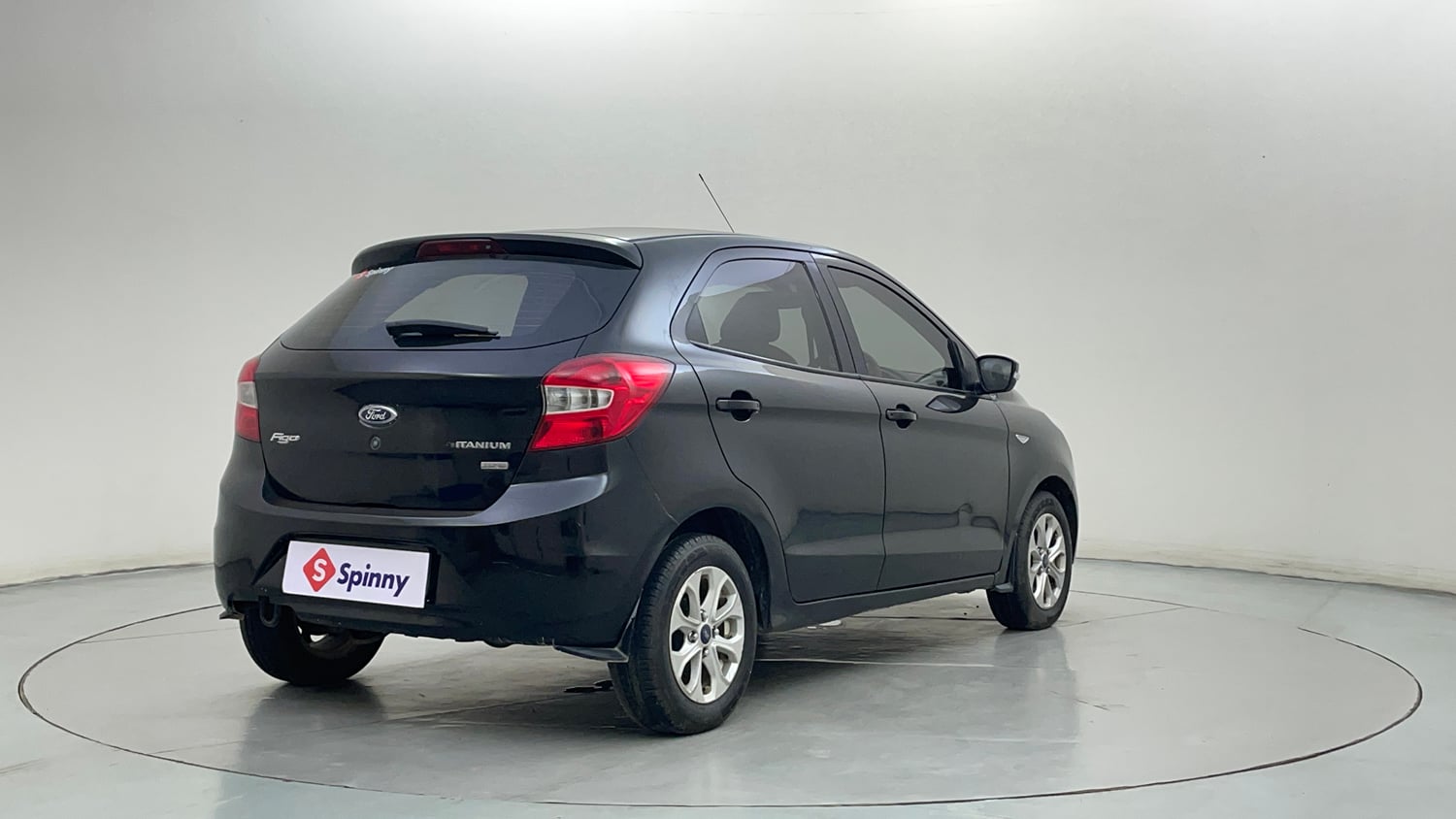 Used 2015 Ford Figo Titanium1.5 TDCi Diesel Manual exterior RIGHT REAR CORNER VIEW
