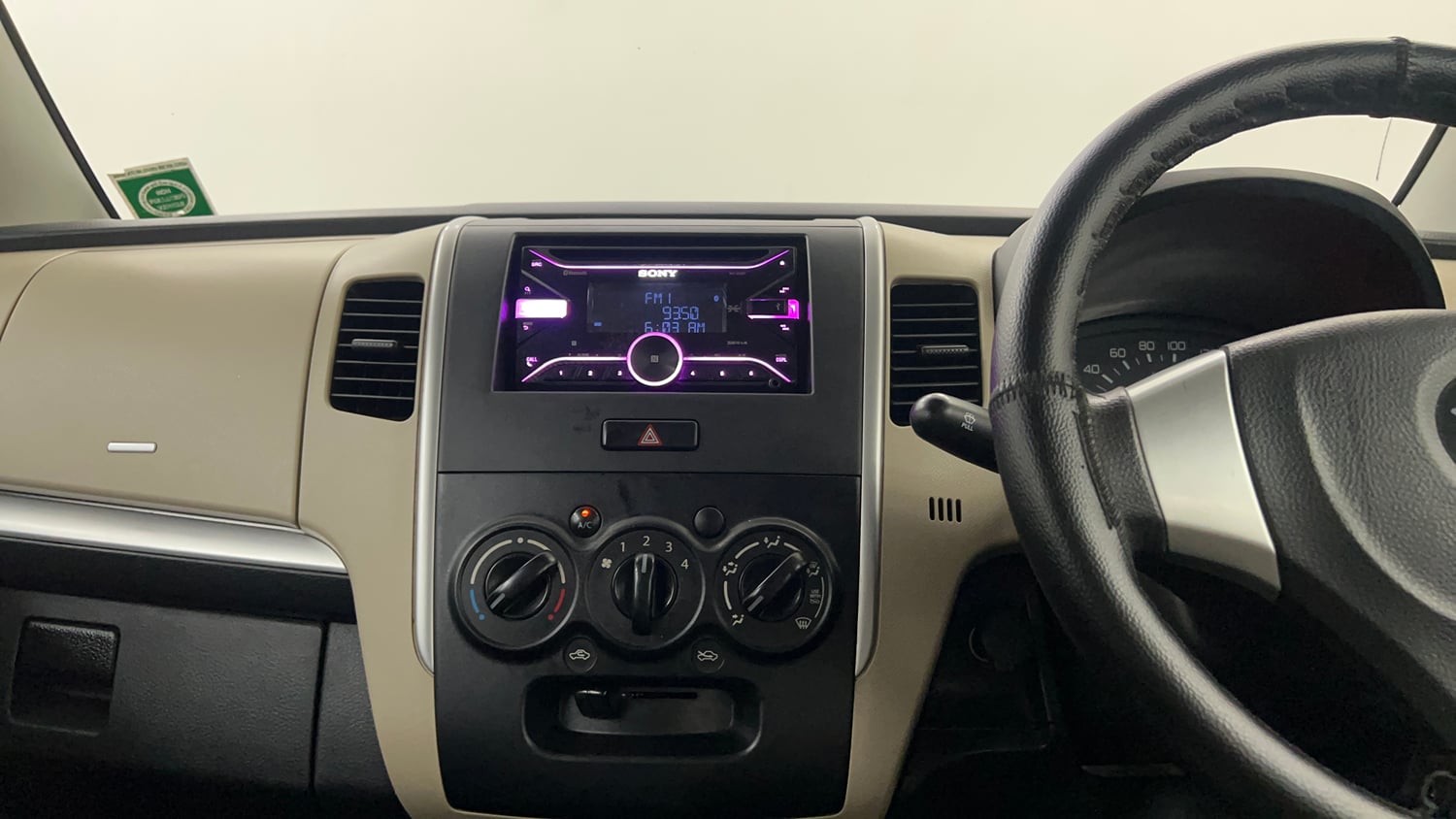 Used 2018 Maruti Suzuki Wagon R LXI CNG (O) Cng Manual interior MUSIC SYSTEM & AC CONTROL VIEW