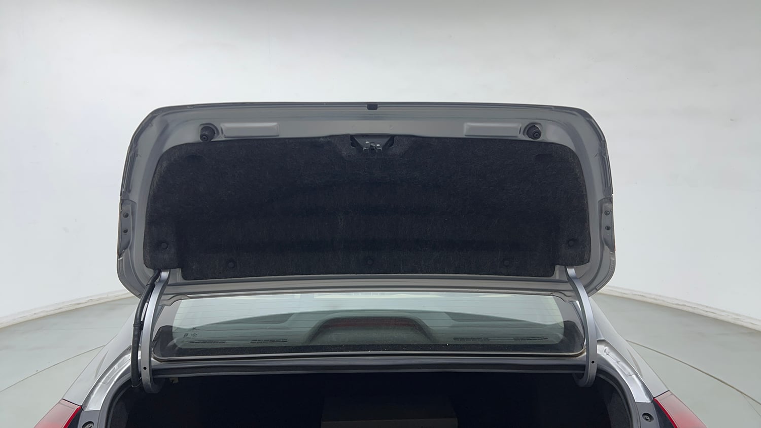 Used 2019 Honda Civic V CVT Petrol Petrol Automatic interior DICKY DOOR OPEN VIEW