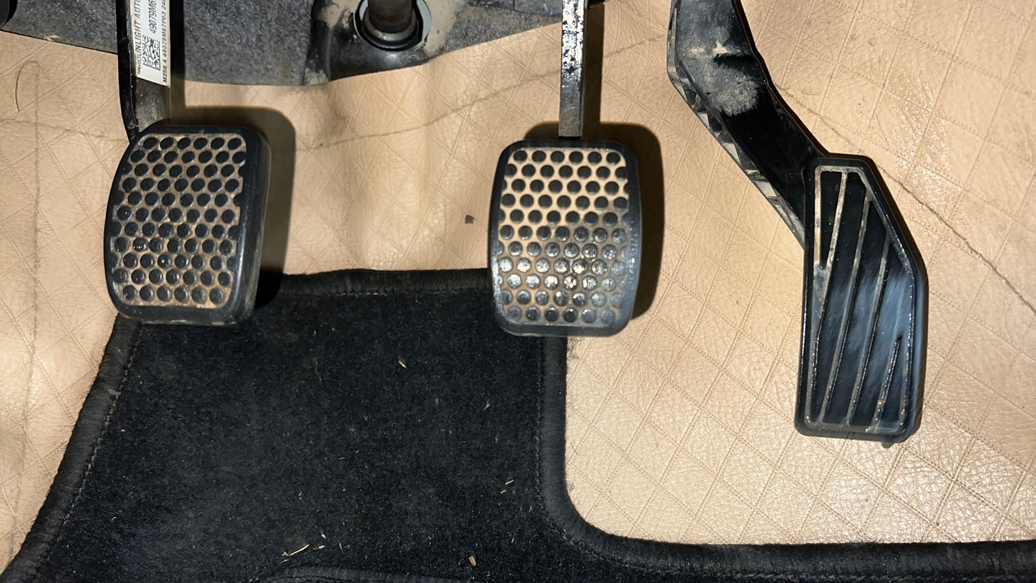Used 2023 Maruti Suzuki Alto 800 VXi Petrol Manual interior PEDALS VIEW