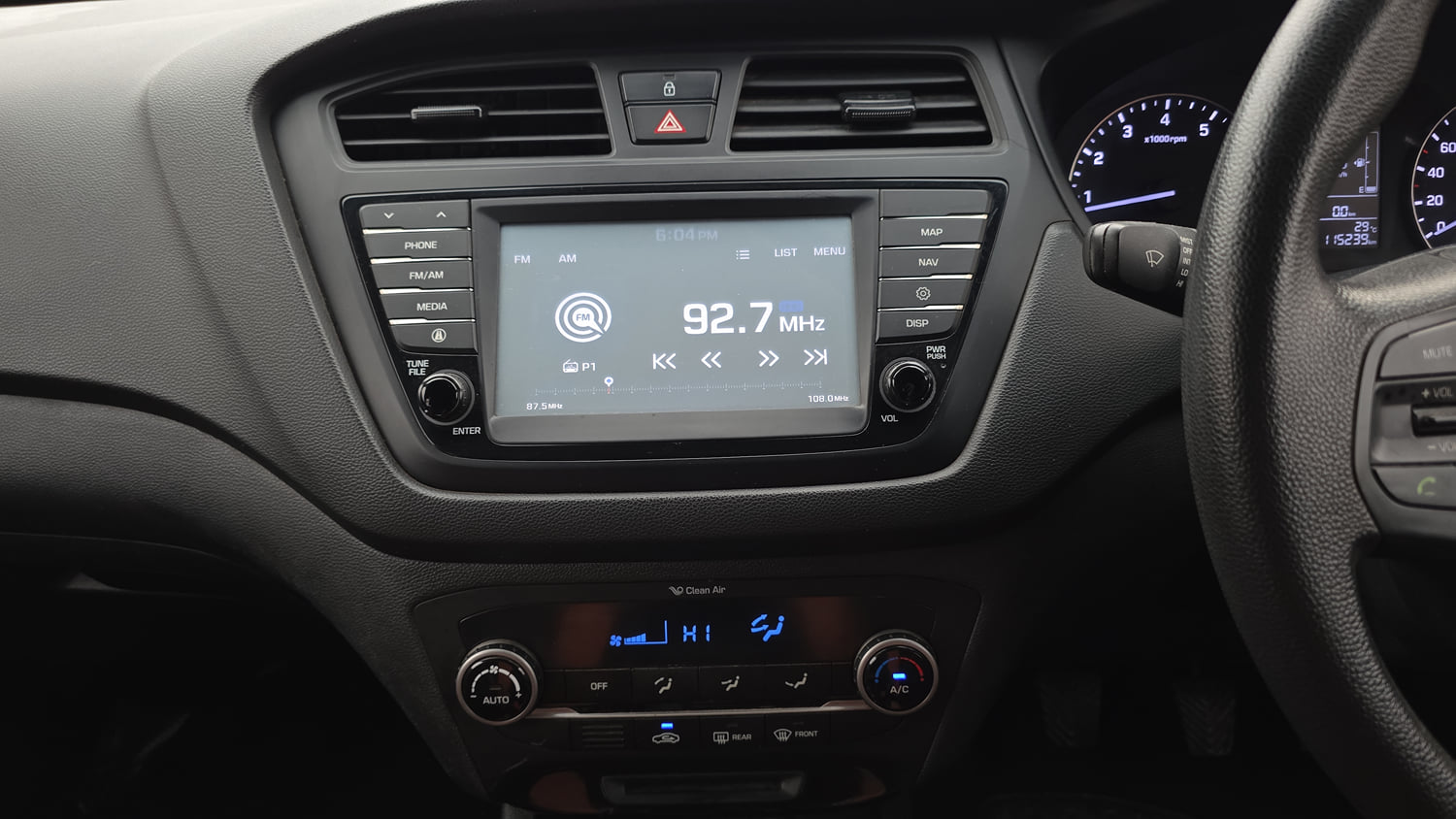 Used 2018 Hyundai Elite i20 Asta 1.2 Dual Tone Petrol Manual interior STEERING VIEW