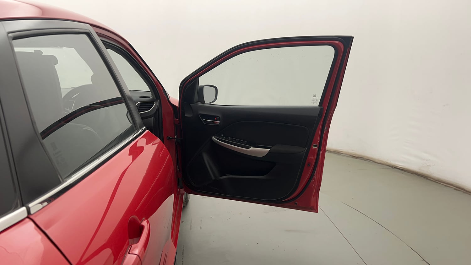 Used 2018 Maruti Suzuki Baleno Delta 1.2 Petrol Manual interior RIGHT FRONT DOOR OPEN VIEW