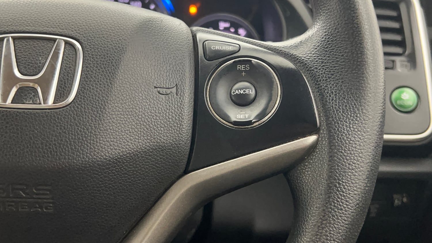 Used 2018 Honda City V CVT Petrol Petrol Automatic top_features Cruise control
