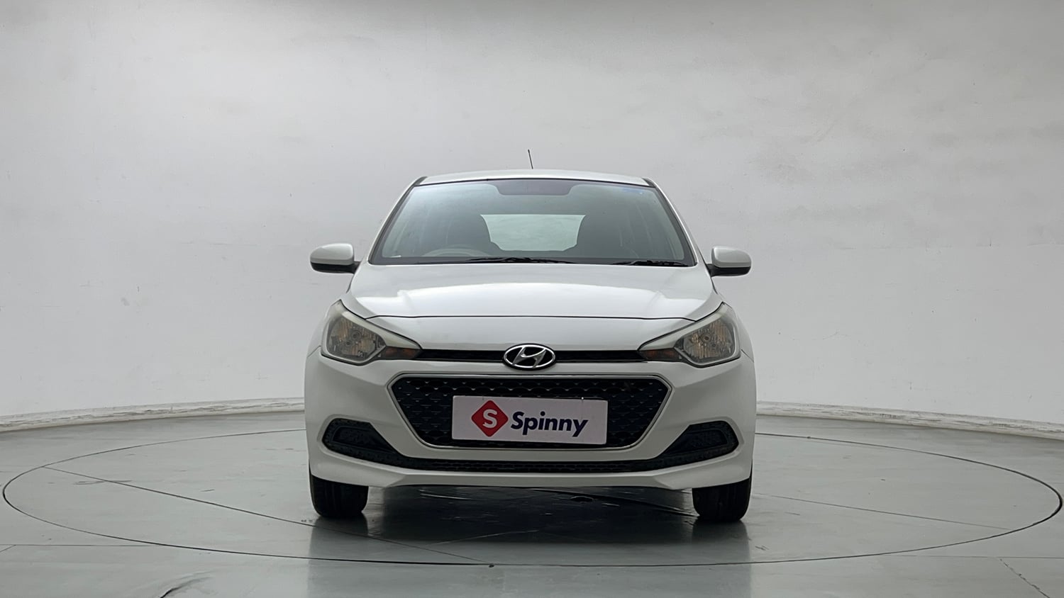 Used 2016 Hyundai Elite i20 Magna 1.2 Petrol Manual exterior FRONT VIEW