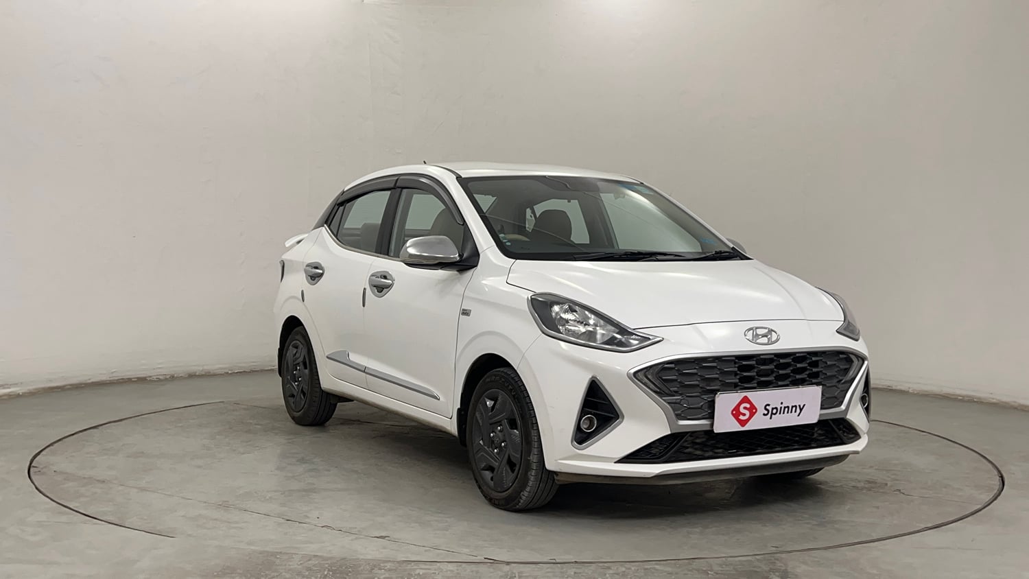 Used 2022 Hyundai Aura S 1.2 AMT Petrol Petrol Automatic exterior RIGHT FRONT CORNER VIEW