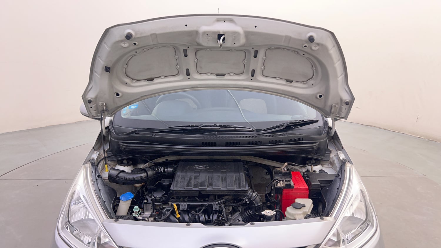 Used 2018 Hyundai Grand i10 Magna 1.2 Kappa VTVT Petrol Manual engine ENGINE & BONNET OPEN FRONT VIEW