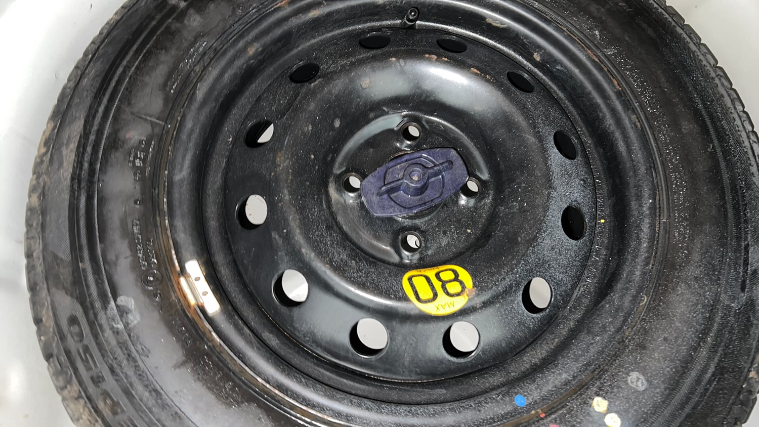 Used 2020 Maruti Suzuki Dzire ZXi Petrol Manual tyres SPARE TYRE VIEW
