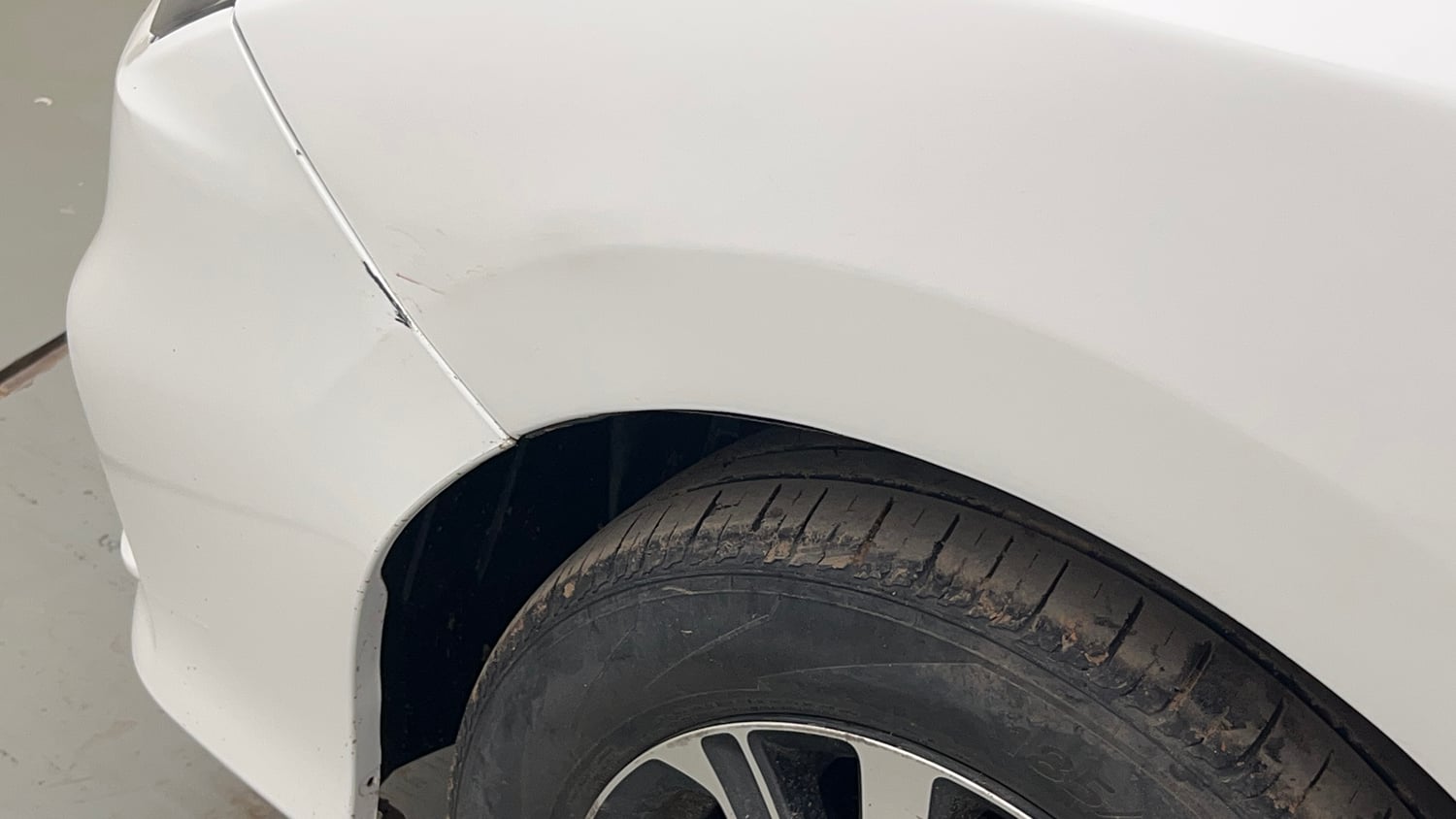 Used 2018 Honda City V CVT Petrol Petrol Automatic dents MINOR SCRATCH