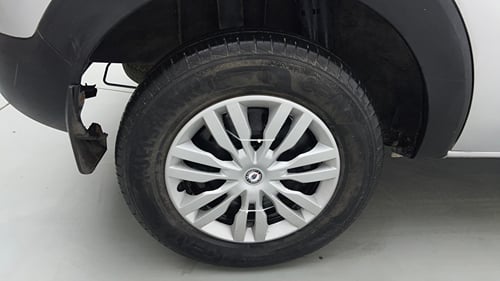 Used 2023 Renault Triber RXE Petrol Manual tyres RIGHT REAR TYRE RIM VIEW
